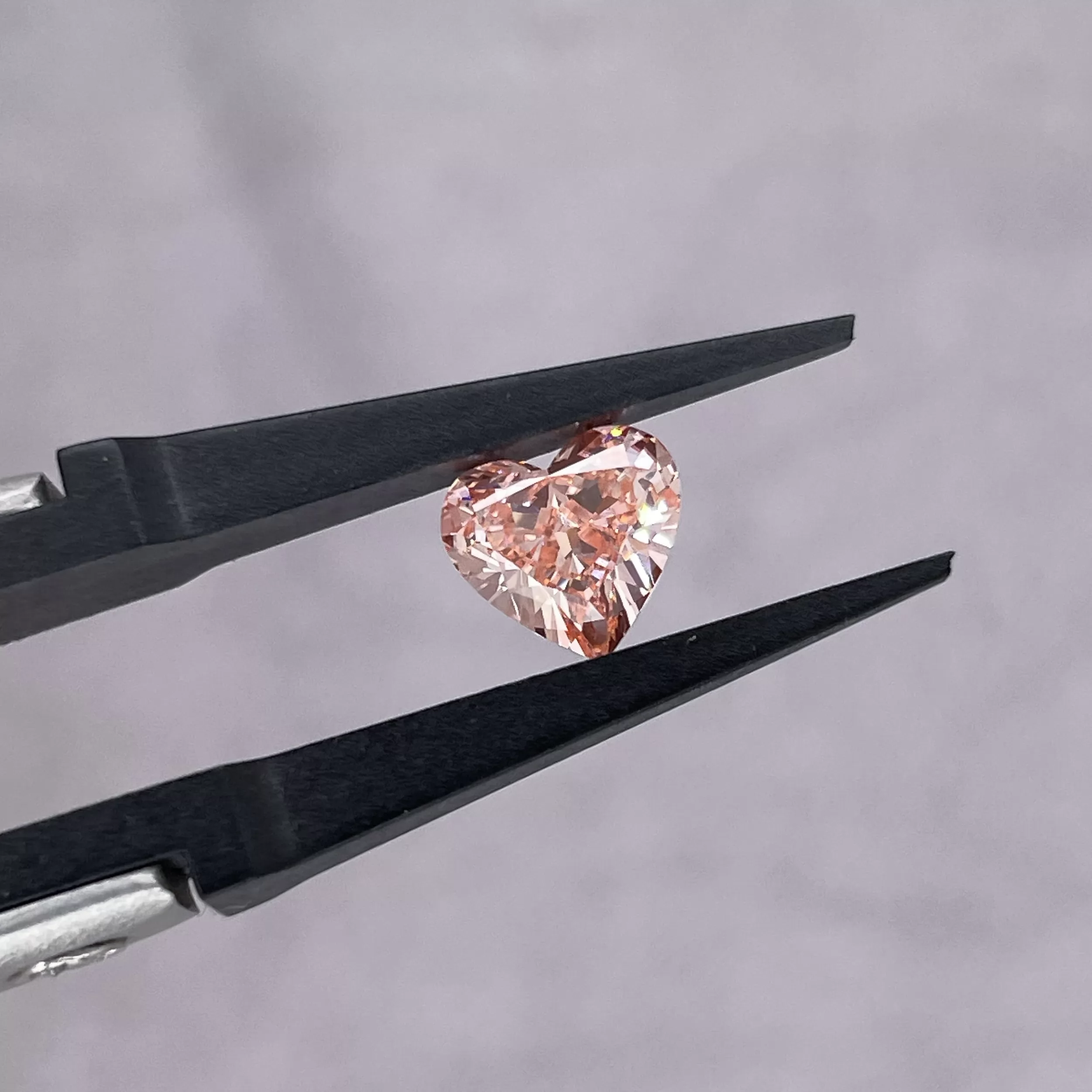 Pink Color 0.8ct to 1.0ct Heart Cut Lab Grown Diamond