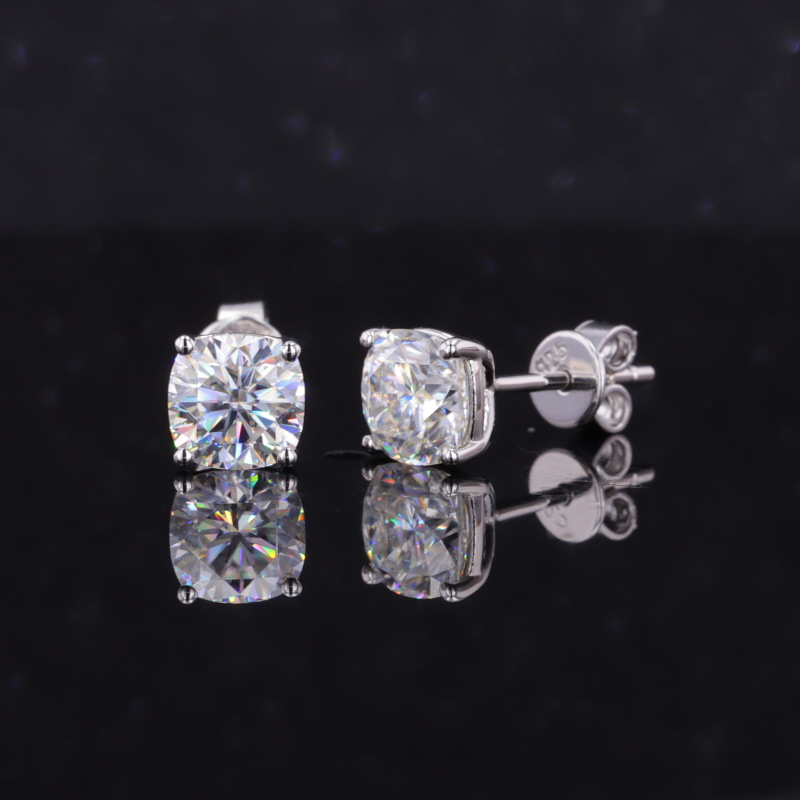 6×6mm Cushion Cut Moissanite S925 Sterling Silver Diamond Stud Earrings