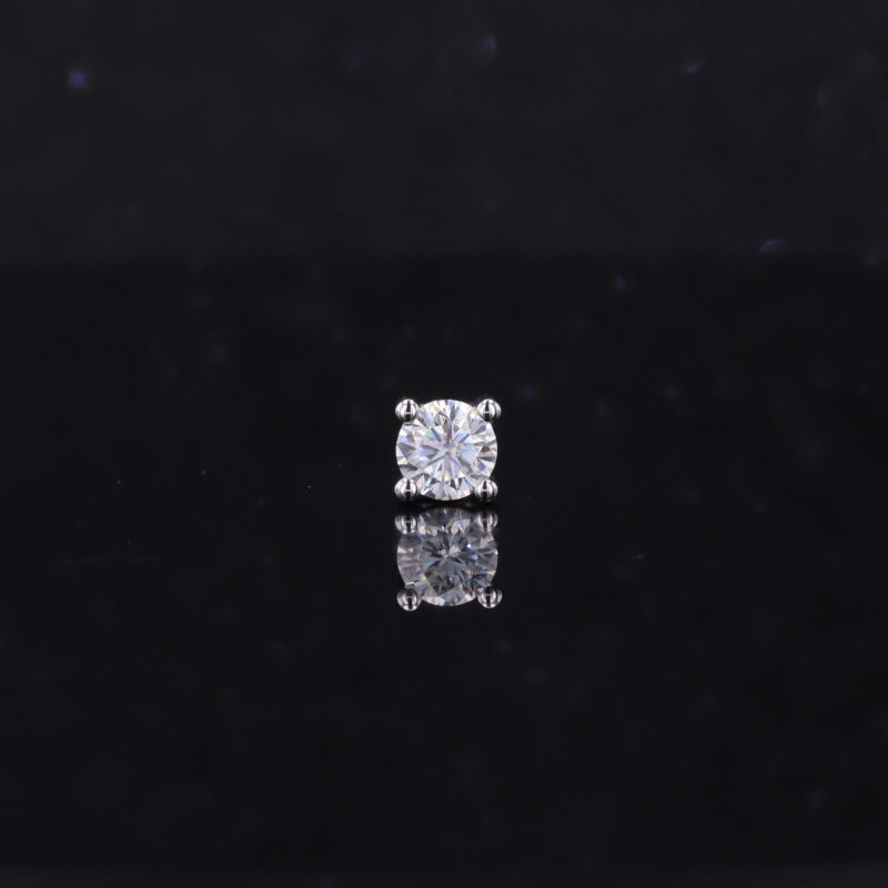 4mm Round Brilliant Cut Moissanite S925 Sterling Silver Diamond Pendant