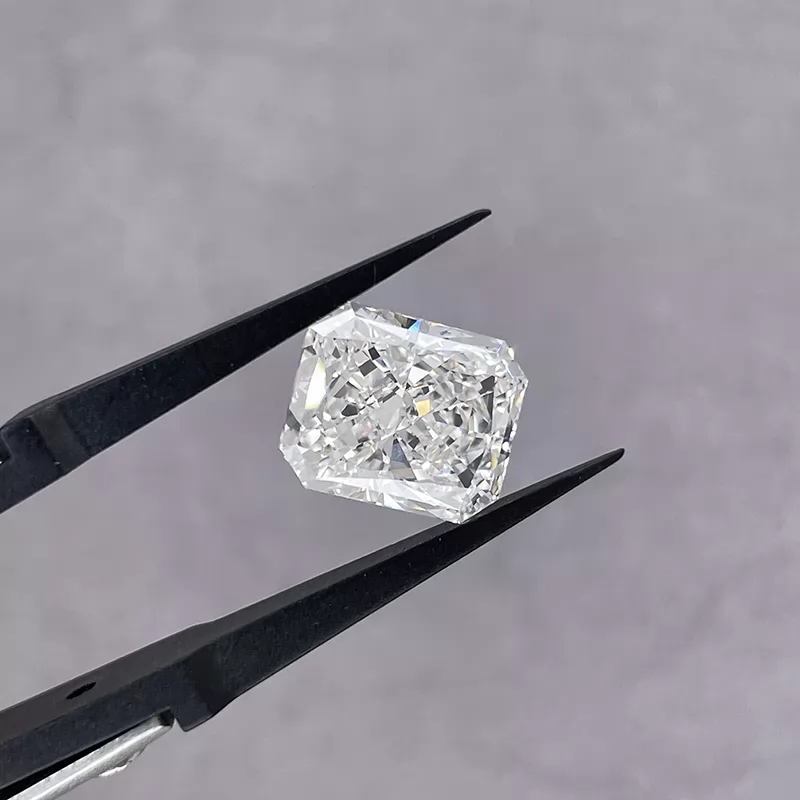 5.79ct G VS2 Radiant Cut IGI CVD Lab Grown Diamond