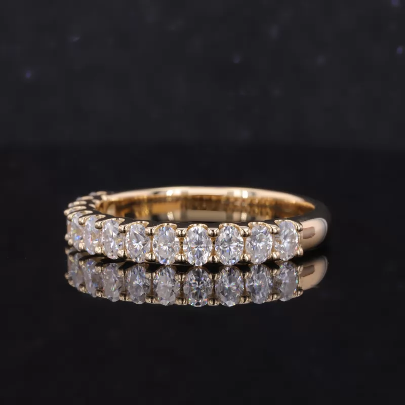 2.5×3.5mm Oval Cut Moissanite 14K Yellow Gold Thirteen Stone Diamond Ring