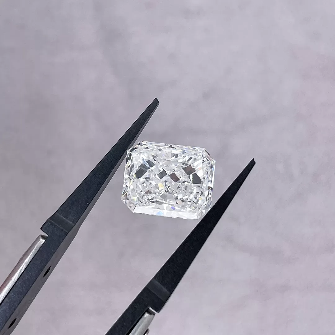 6.30ct E VS1 Radiant Cut IGI CVD Lab Grown Diamond