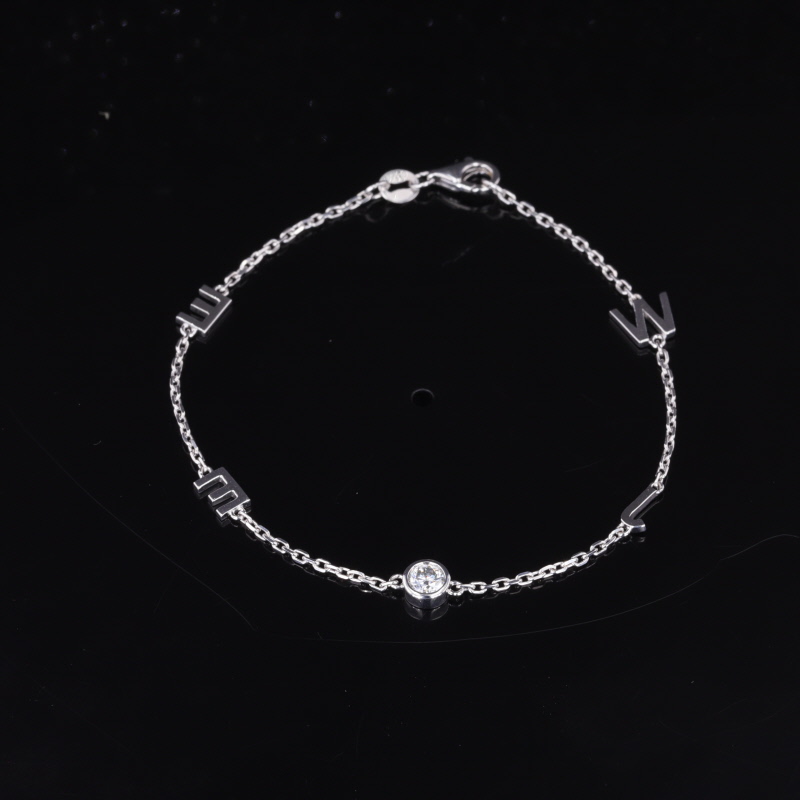 3.5mm Round Brilliant Cut Moissanite Bezel Set 14K White Gold Diamond Bracelet