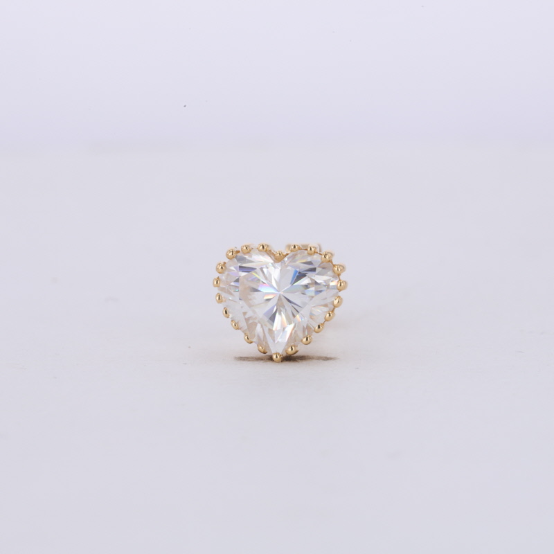 6.5×7.5mm Heart Cut Moissanite Bezel Set 18K Yellow Gold Diamond Stud Earring