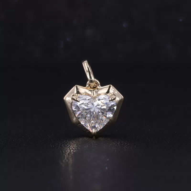 7.09×7.99mm Heart Cut Lab Grown Diamond Bezel Set 14K Yellow Gold Diamond Pendant