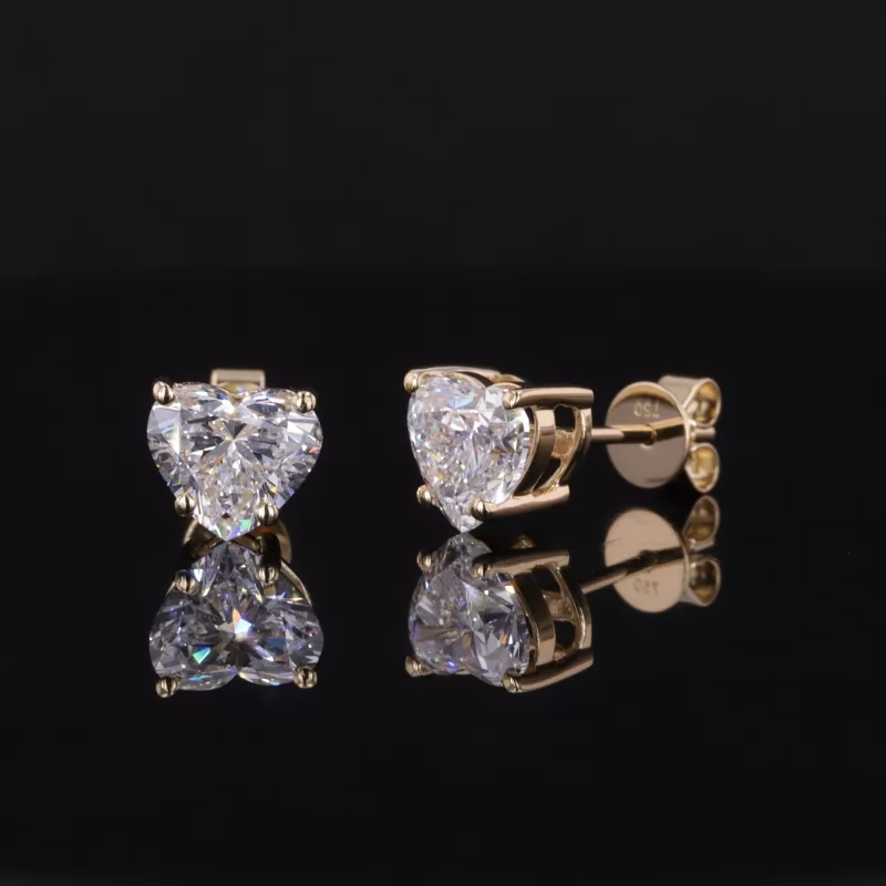 6.27×7.13mm Heart Cut Lab Grown Diamond 18K Yellow Gold Diamond Stud Earrings