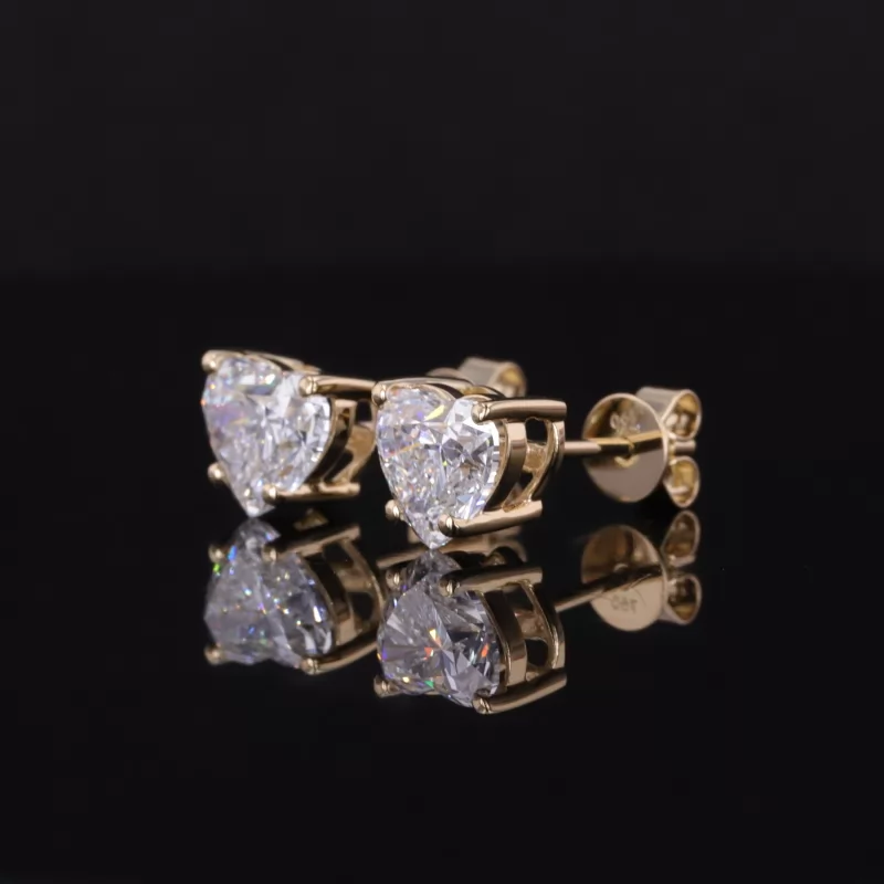 6.27×7.13mm Heart Cut Lab Grown Diamond 18K Yellow Gold Diamond Stud Earrings