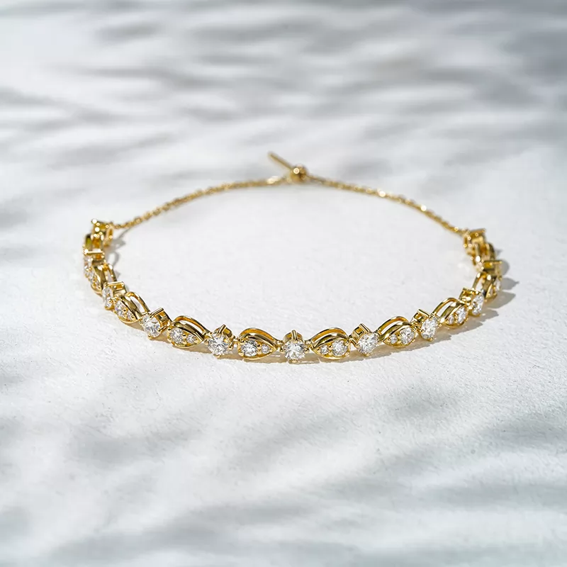 18K Solid Yellow Gold with Round Shape Lab Grown Diamond Bracelet