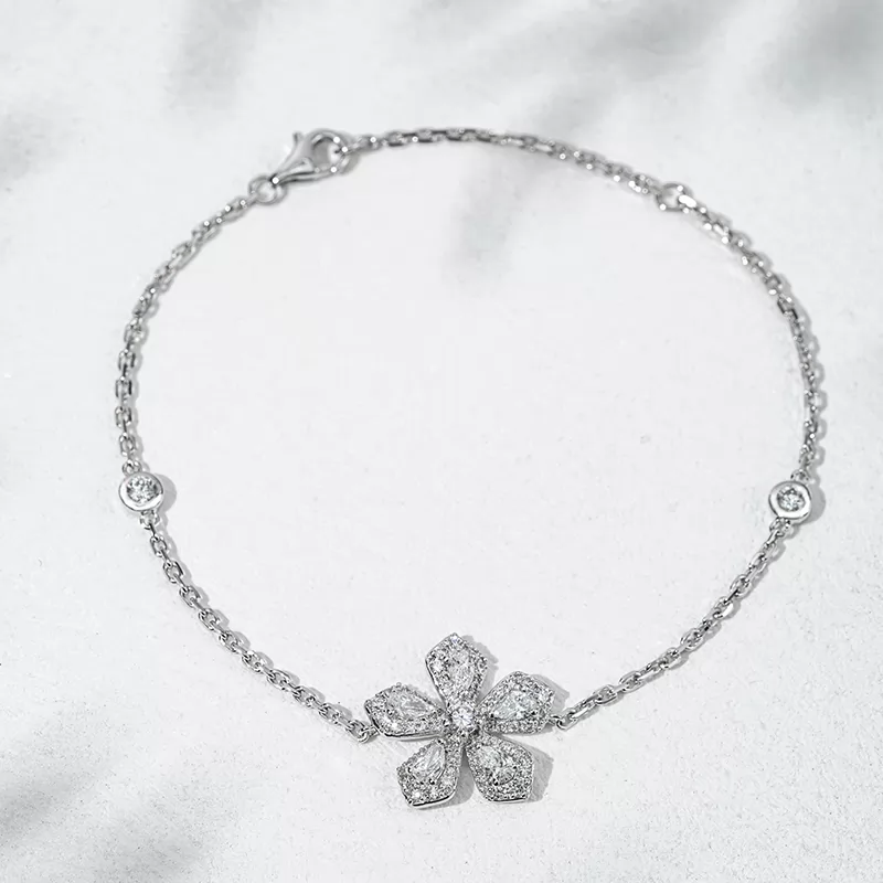 18K White Gold Bracelets Bangles Flower Set 4x2.5mm Pear Cut Lab Grown Diamond Bracelet