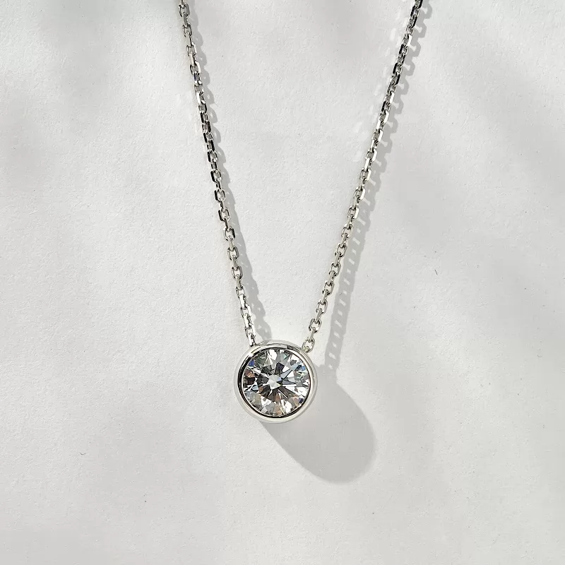 6.43mm Round Brilliant Cut Lab Diamond Bezel Set Pendant 18K Gold Diamond Necklaces