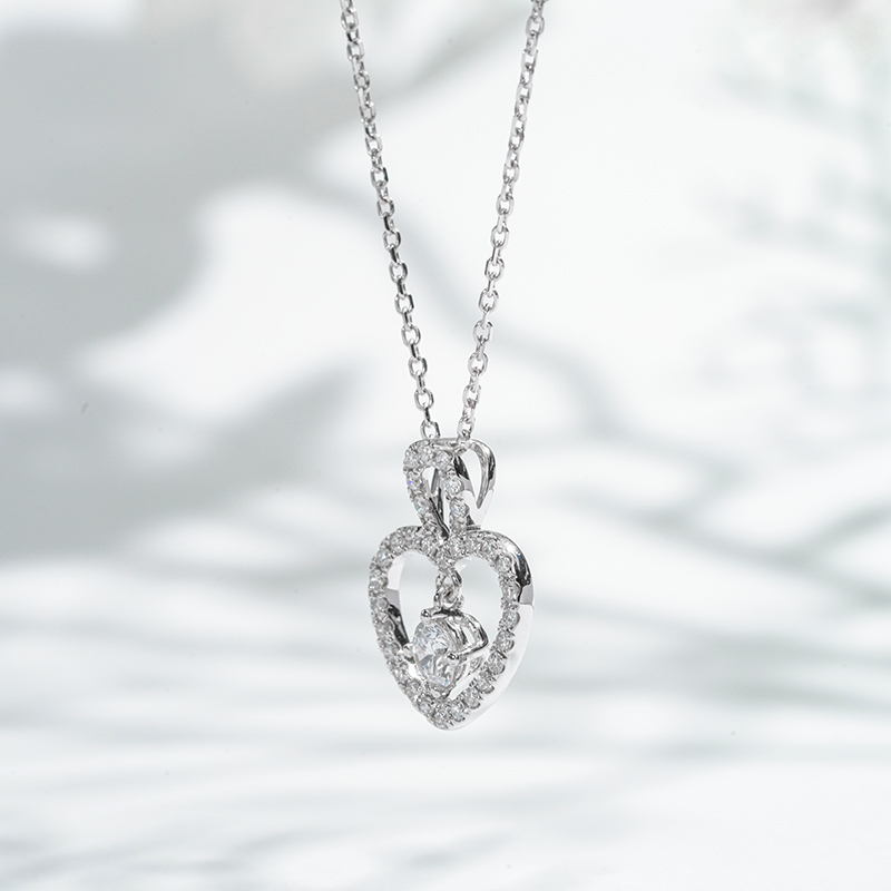 Lock with my Heart 18K White Gold Necklace DEF VS Lab Grown Diamond Pendant