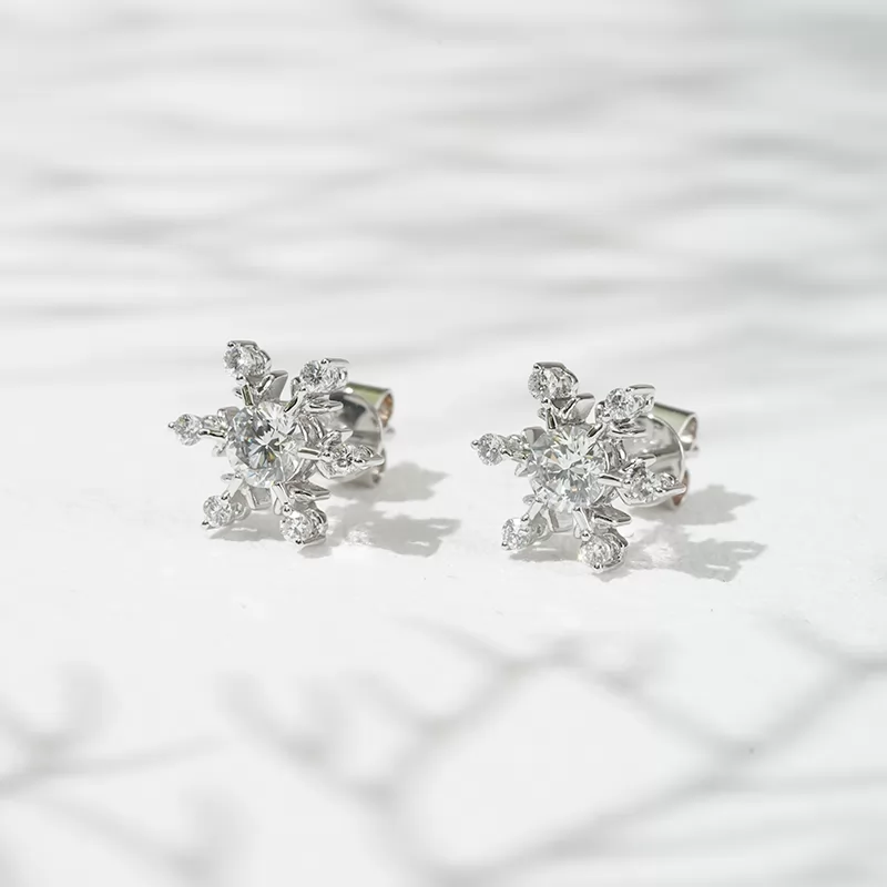 4.1mm Round Brilliant Cut Lab Grown Diamond Snowflake Shape 18K Gold Diamond Stud Earrings