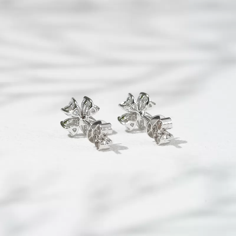 3×3mm Heart Cut Lab Grown Diamond Four Leaves Clover Shape 18K White Gold Diamond Stud Earrings