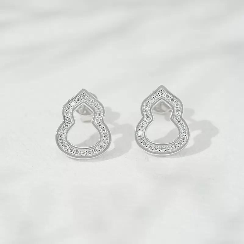 0.9mm Round Brilliant Cut Lab Grown Diamond Gourd Shape 18K White Gold Diamond Stud Earrings